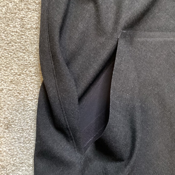 Lululemon LAB CONCEPT PIECE Structured T-Shirt Dress with pockets Grey Size 4 - Picture 5 of 11